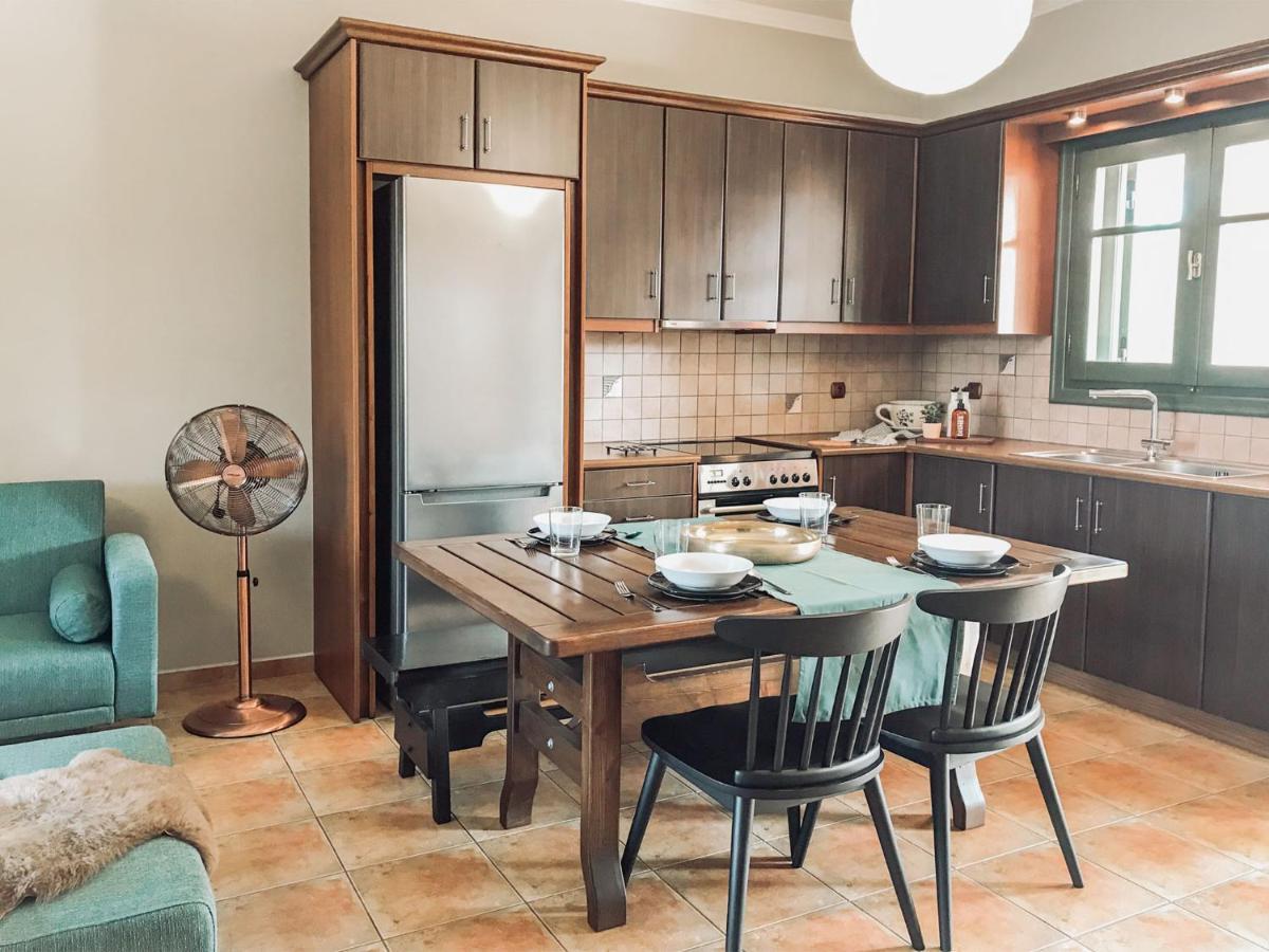 Agrilia Maison Razáta Exteriér fotografie