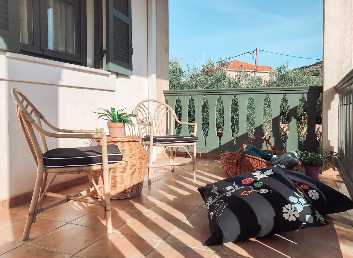 Agrilia Maison Razáta Exteriér fotografie